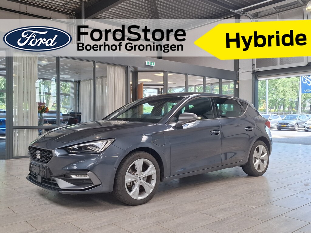 SEAT Leon 1.5 TSI e-Hybrid 204 pk FR Business PHEV | Stoel- en stuurwiel verwarming | Adapt. Cruise | Camera | 1/2 leer | Fabrieksgarantie t/m 05-2028 |
