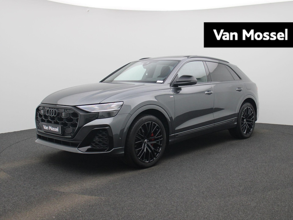 Audi Q8 60 TFSI e quattro Pro Line S Competition 490 PK | Adaptive cruise control | Glazen panoramadak | Dodehoekdetectie | Luchtvering | Vierwielbesturing | Head-up display | Stoelventilatie voorin | Bang & Olufsen | Elektr. verstelbare voorstoelen met geheugen | Matrix-ledkoplampen | Trekhaak | Stoelverwarming voor & achter | Optiekpakket zwart plus | Alarm Klasse III |