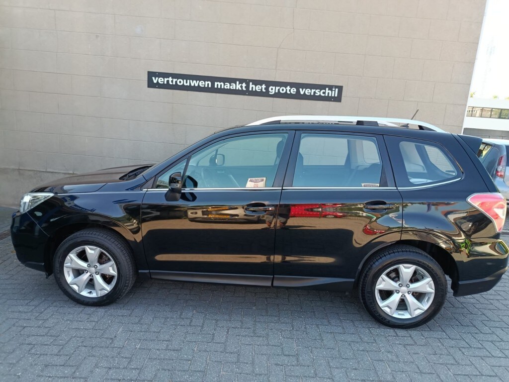Subaru Forester 2.0 LUXURY PLUS