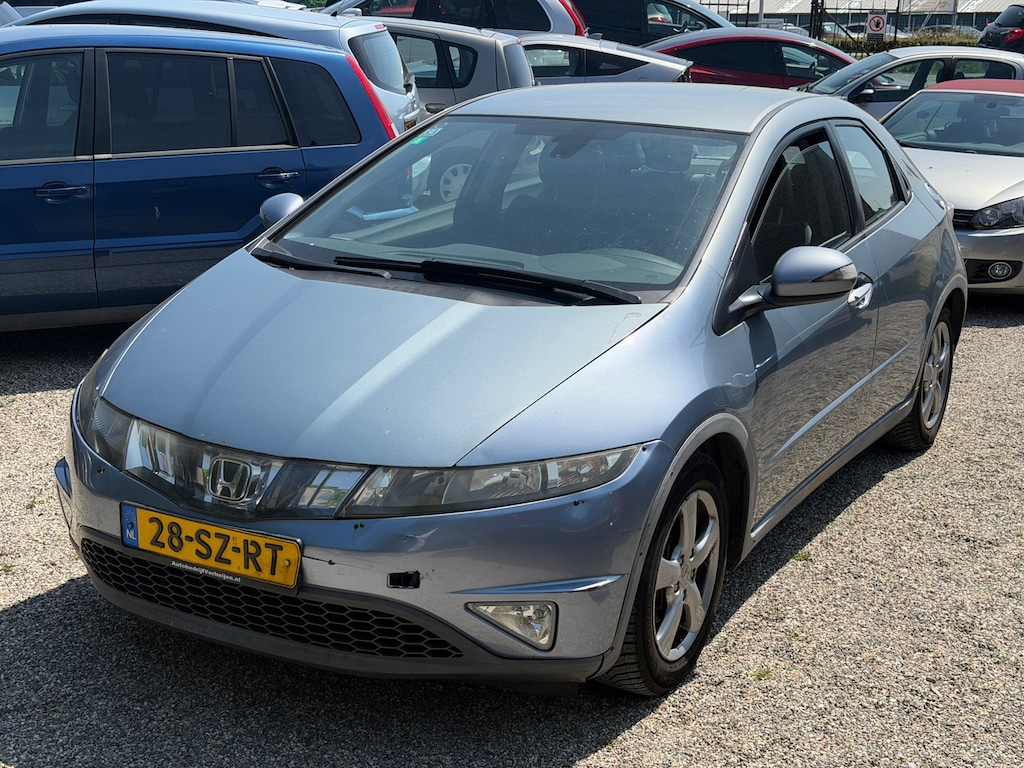 Honda Civic 1.4 Sport Airco Zeer Netjes Onderhouden Nieuwe Banden Zeer Betrouwbaar Zuinig Auto