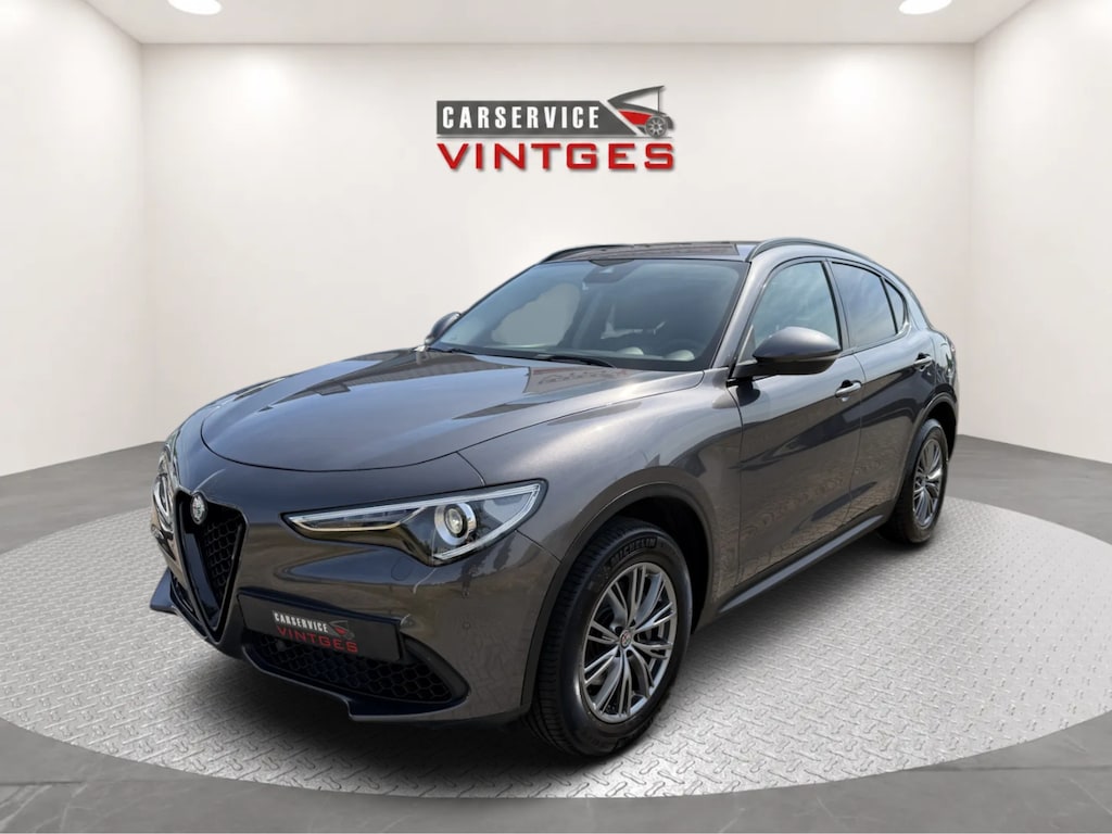 Alfa Romeo Stelvio 2.0 T AWD | 200 pk | Adaptive Cruise | Camera | Trekhaak | Winter- & Zomerset