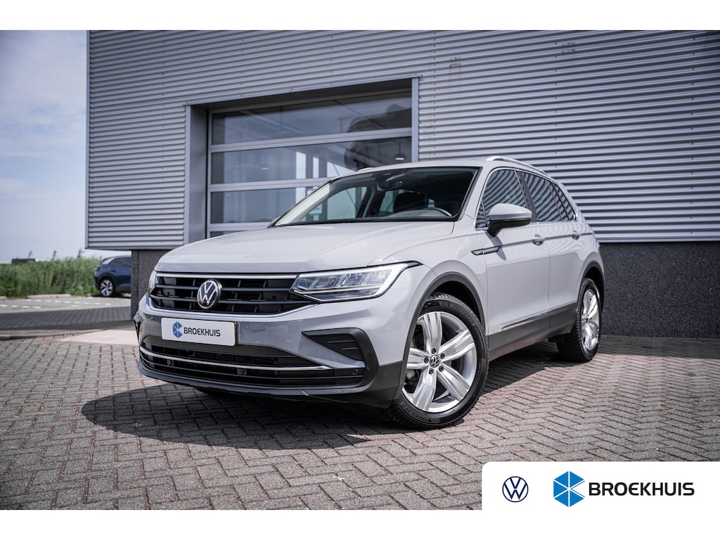 Volkswagen Tiguan 1.5 TSI 150PK DSG Life | 19 inch velgen met 4seizoenbanden  | Achteruitrijcamera | Stuurwiel verwarmd