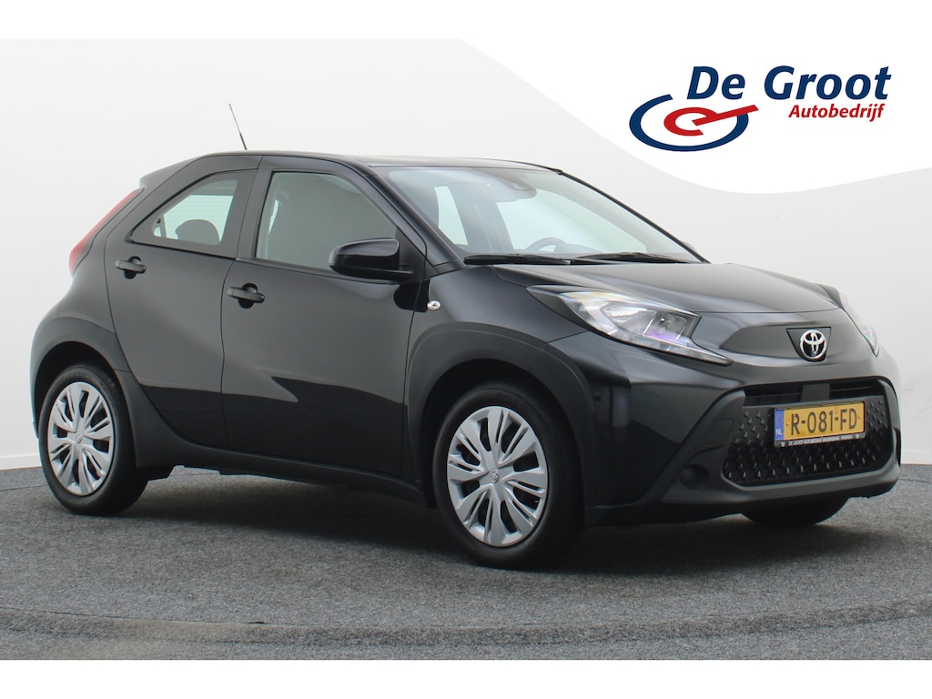 Toyota Aygo X 1.0 VVT-i MT Play Camera, Airco, Cruise, Apple Carplay, Rijstrooksensor, Elektrisch Pakket