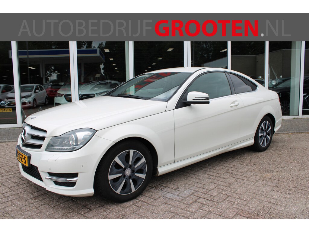Mercedes-Benz C-klasse Coupé LEDER / Xenon 180