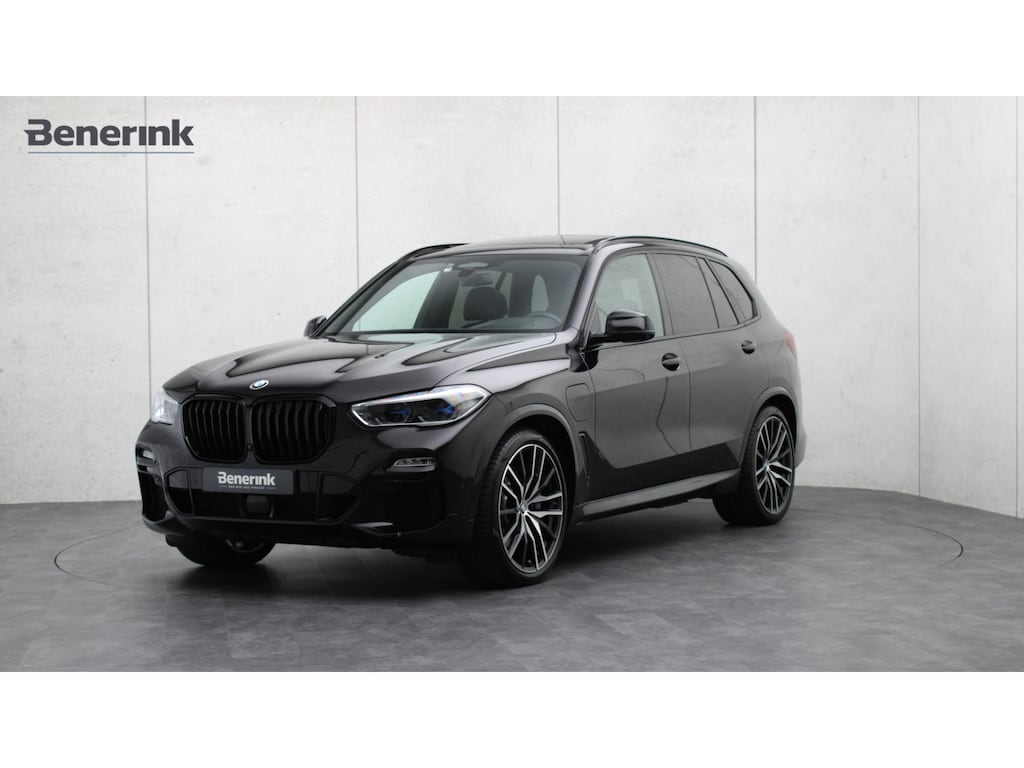 BMW X5 xDrive45e High Executive M-Sport | Harman/Kardon | Panoramadak | Head-up | Laserlight | Trekhaak | Soft-Close | Achterasbesturing
