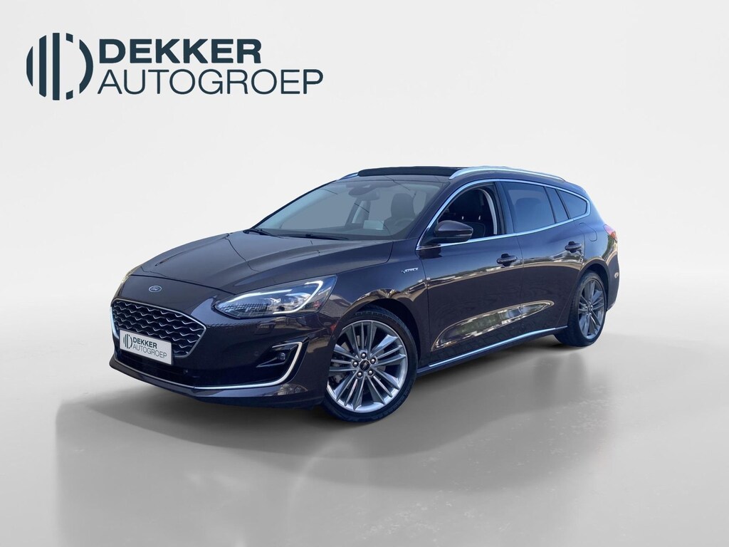 Ford Focus 1.0 EcoBoost 125 pk Vignale Wagon Panoramadak - Design Pack - Winter Pack - Lederen bekleding