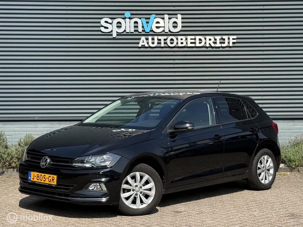 Volkswagen Polo 1.0 TSI Highline - Navi - Stoelverwarming - Carplay -