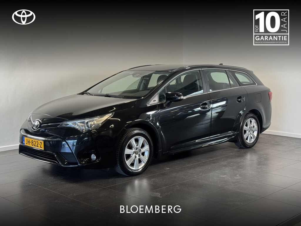 Toyota Avensis Touring Sports 1.8 VVT-i Aspiration | Trekhaak | Navigatie | Camera |