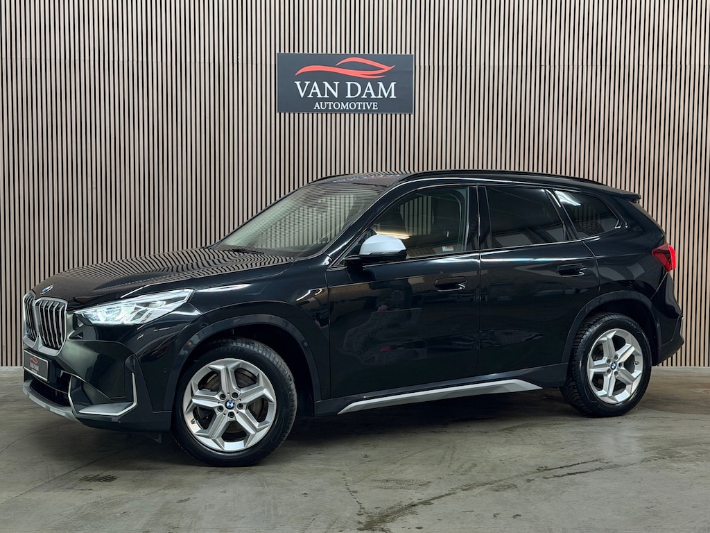 BMW X1 SDrive20i Mild-Hybrid xLine 2024 LEDER NAVI CAMERA CAR-PLAY