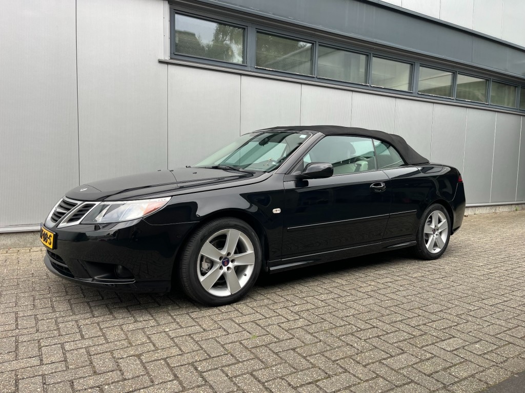 Saab 9-3 2.0 Turbo  Vector/ Aero Nieuw lak en BTW auto.