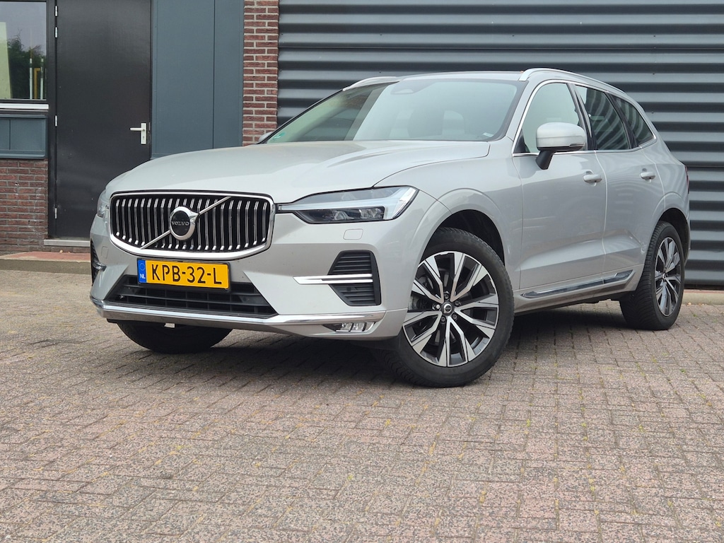 Volvo XC60 2.0 B5 AWD Inscription Trekhaak Leer