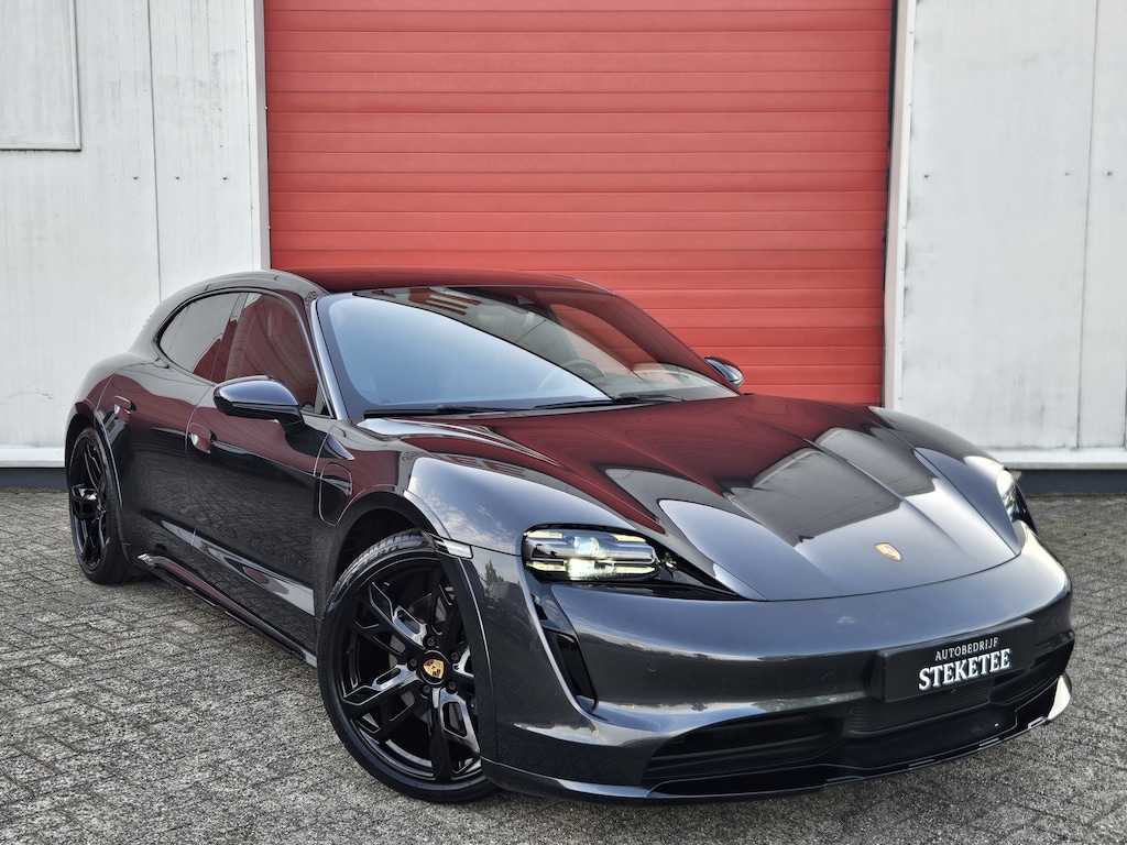 Porsche Taycan Cross Turismo 4 | PANO | Dealer onderh. | 93 kWh | Rijklaar inclusief 1 jaar BOVAG garantie!
