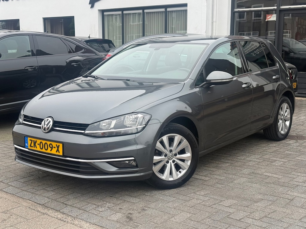 Volkswagen Golf 1.0 TSI Comfortline Business, Apple Carplay/Android,Navigatie,L.M.Velgen
