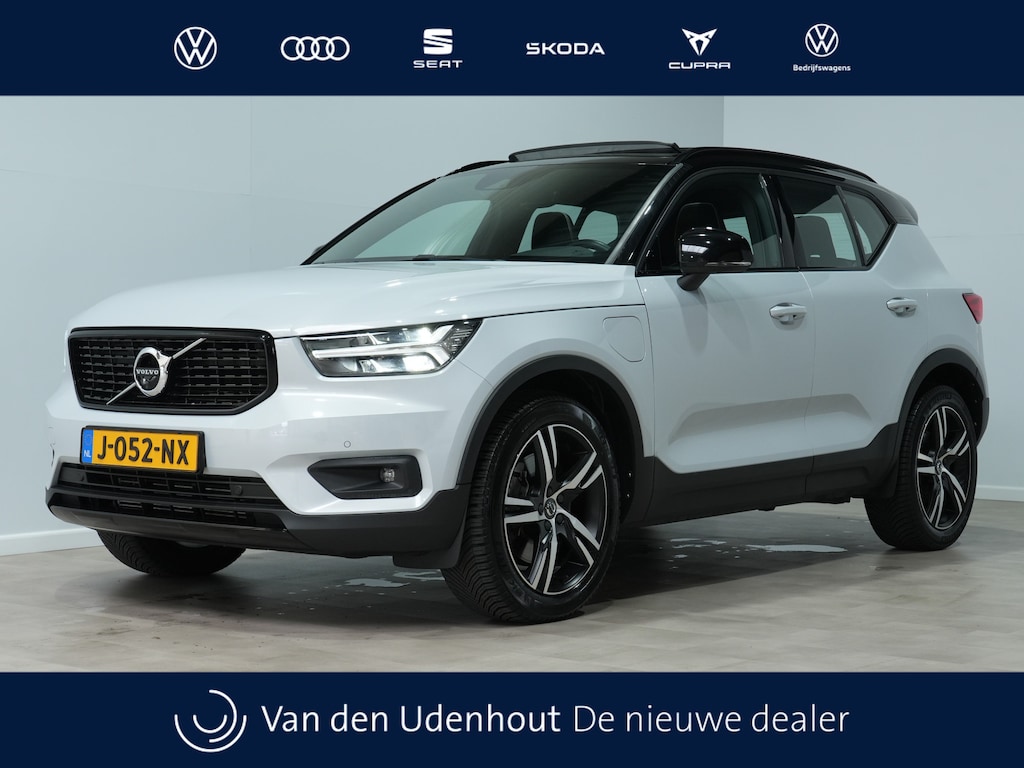 Volvo XC40 1.5 T5 Recharge R-Design Trekhaak wegklapbaar Panoramadak 232