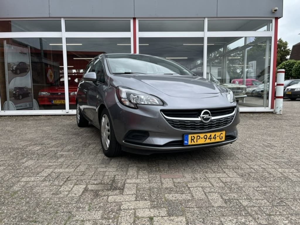 Opel Corsa 1.4 Favourite