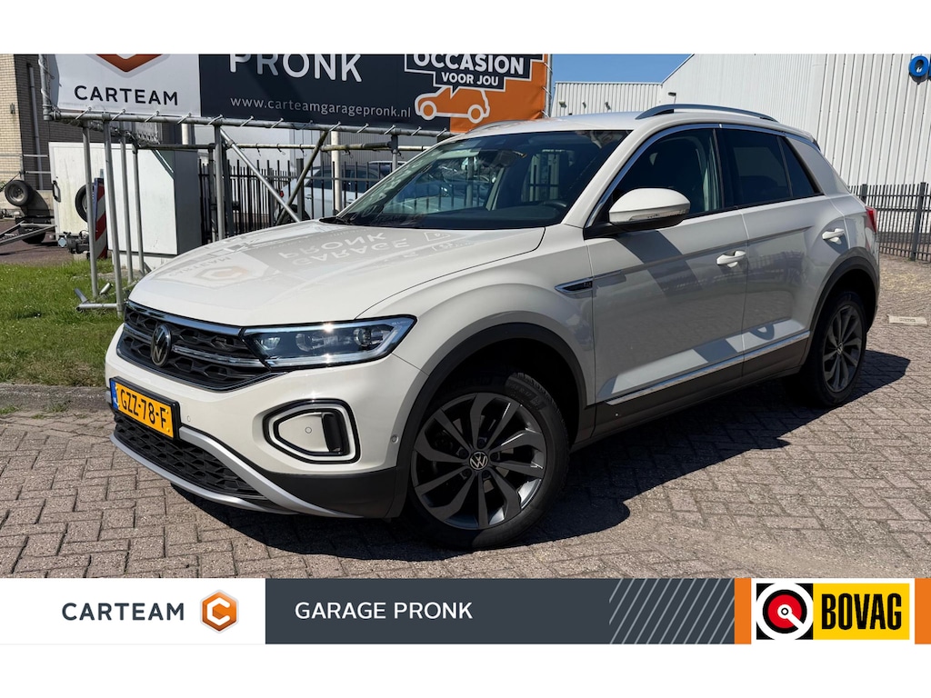 Volkswagen T-Roc 1.5 TSI R-Line BOVAG GARANTIE ACC/CARPLAY/CAMERA