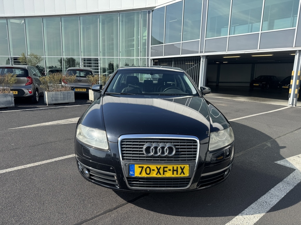 Audi A6 Limousine 2.4 Business