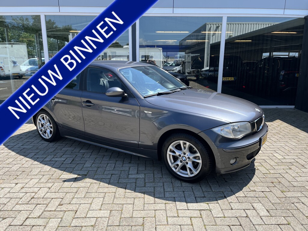 BMW 1-Serie 118i Sportstoelen / Airco / Lmv