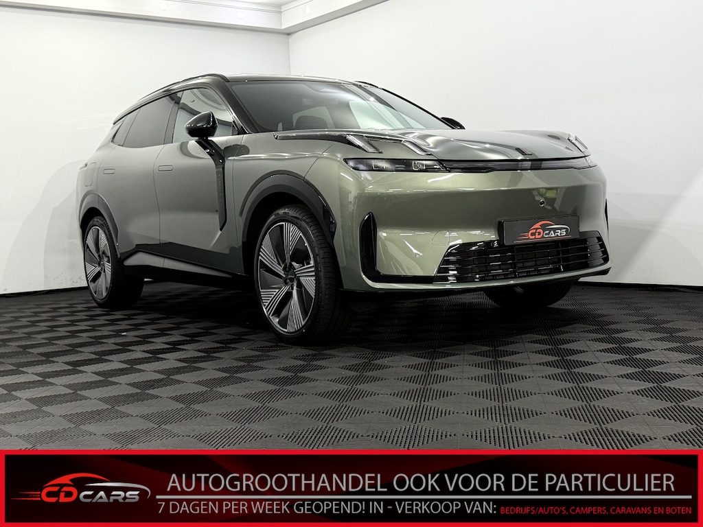 Lynk & Co 08 1.5 More Plug-in Panoramadak, Stoelmassage, Stoelventilatie, 360 camera, Harman/Kardon, Leder, Autopilot, Elektrische achterklep, 4 jaar garantie