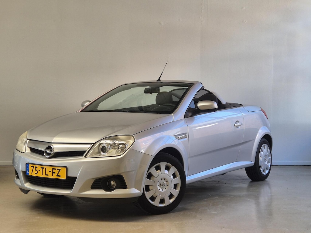 Opel Tigra TwinTop 1.4-16V Rhythm / Nieuwe APK