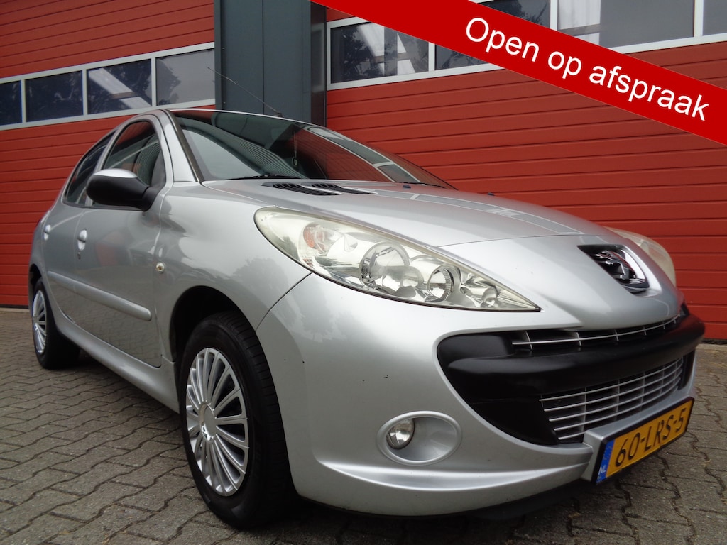 Peugeot 206+ 1.4 XS,5drs,Airco,Apk 04-09-2027,Inruil koopje!