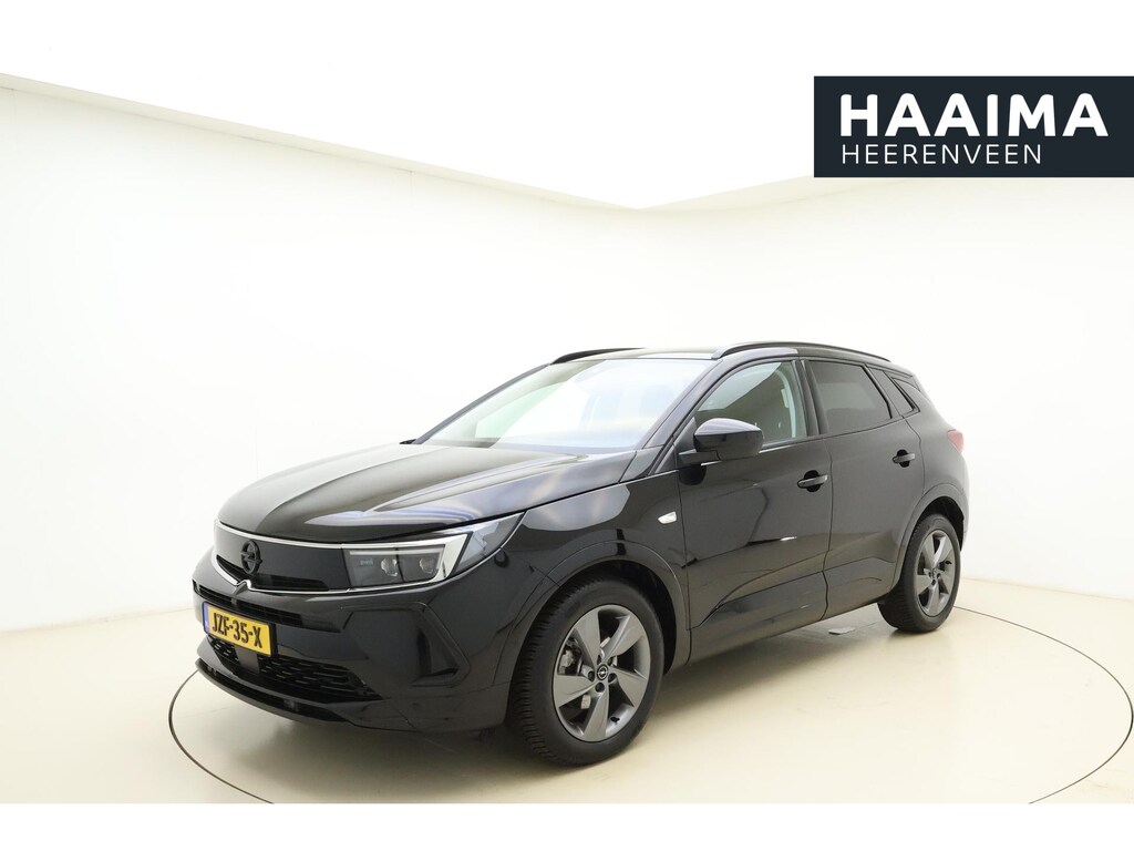 Opel Grandland 1.2 Turbo 130pk GS Line | Navigatie | Camera | Keyless | Electrische achterklep | Dakrails | Stoel & Stuurverwarming | AGR Stoelen | Climate control