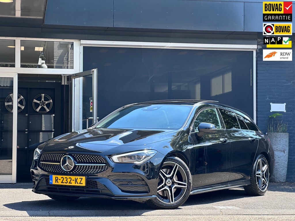 Mercedes-Benz CLA Shooting Brake 200 AMG Line VAN 29.995 NAAR NU 28.995 INCL 12 MND GARANTIE / ACC / PANO / HEAD-UP / LANE