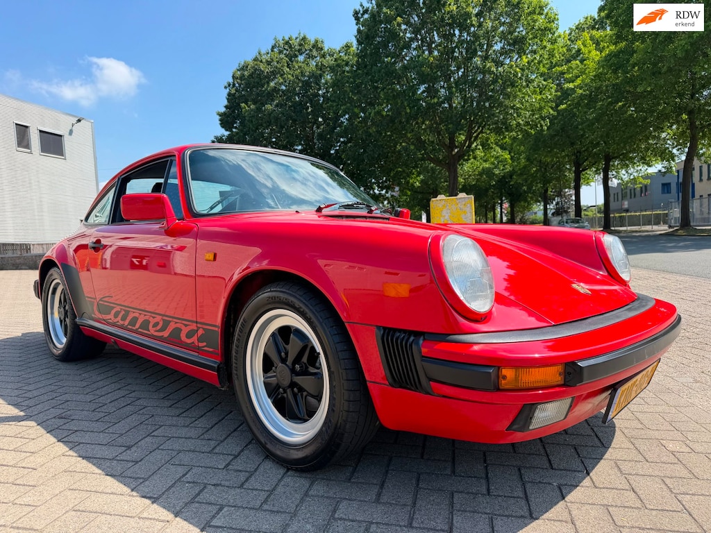 Porsche 911 3.2 G50 carrera Coupe met schuifdak, eu auto ( duits) volledig 1e lak, originele km 63.871, zeer mooi origineel ! 1986