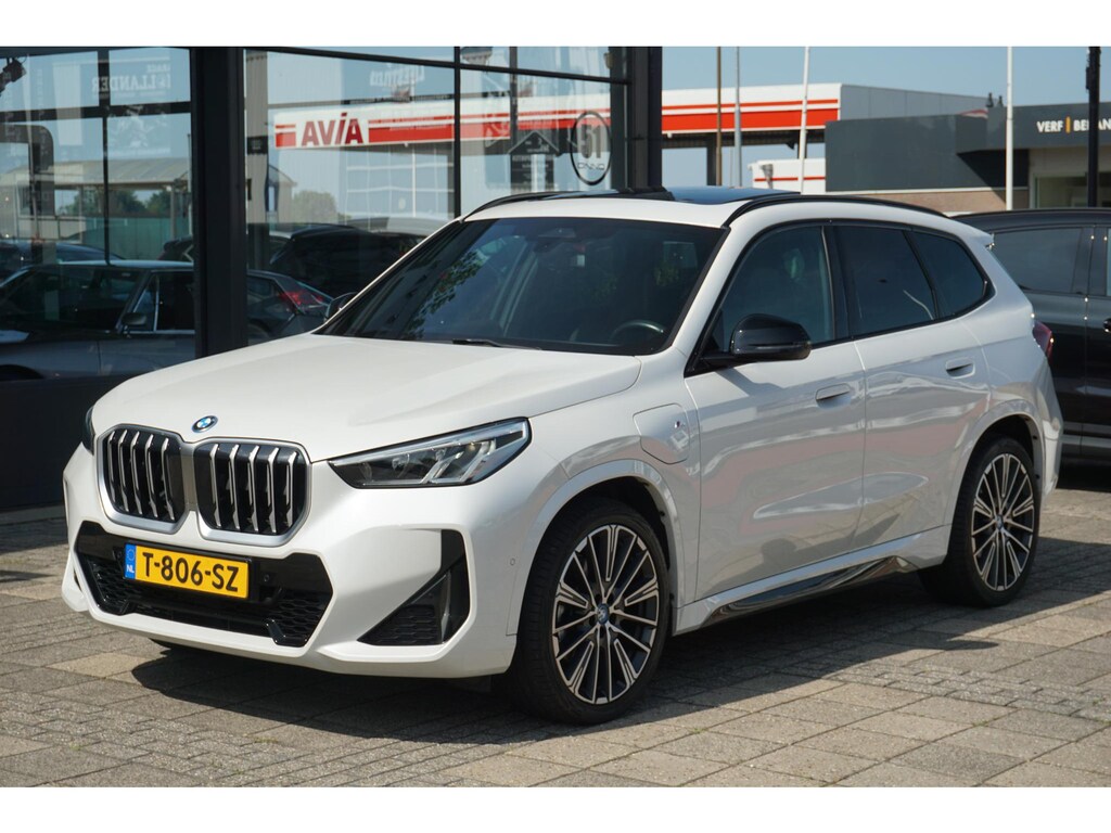 BMW X1 xDrive25e | M pakket | PANO