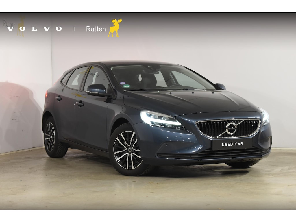Volvo V40 T2 122PK Automaat Momentum / Navigatie / Stoelverwarming / Achteruitrijcamera / LED koplampen / Parkeersensoren V+A / Cruise Control