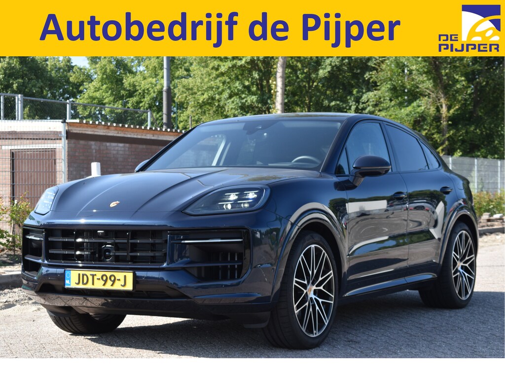Porsche Cayenne Coupé 3.0 E-Hybrid Spor Chrono 470 pk | NL-Auto | Keyless | Luchtvering | HUD | 360 gr. camera | Softclose | Pano | Nieuwstaat