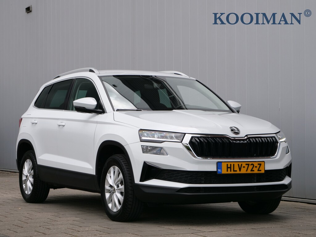 Skoda Karoq 1.5 TSI ACT Business Edition 150 Pk Automaat Apple Carplay / Camera / Adaptive cruise / LED