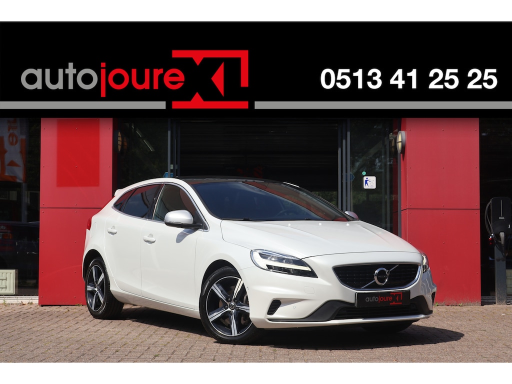 Volvo V40 1.5 T3 150pk Automaat Sport | Origineel NL | R-Design | Panoramadak | Harman/Kardon | Camera |