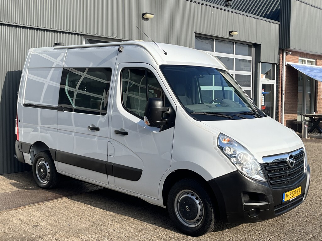 Opel Movano 2.3 CDTI BiTurbo L1H2 Airco Cruise controle Kastinrichting Parkeersensoren achter Achteruitrijcamera Telefoon voorbereiding Schuifdeur Euro 6 Ook ideaal voor ombouw naar camper !!