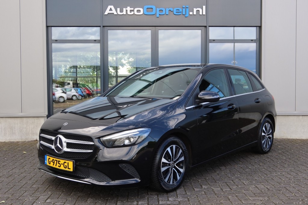Mercedes-Benz B-klasse 180 Business Solution Plus AUTOMAAT NAVI, Camera, Cruise, Stoelverwarming