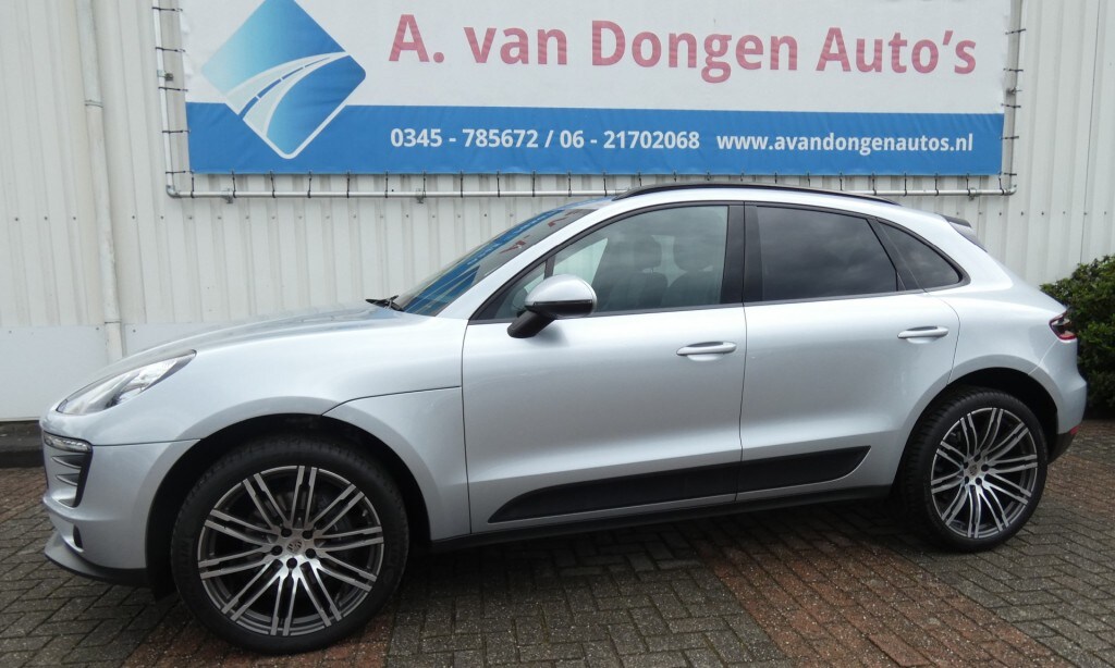 Porsche Macan 2.0,DealerOH,Pano,Chrono,Bose,Luchtvering