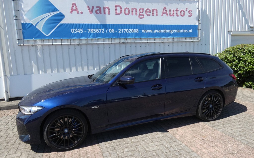 BMW 3-Serie Touring 320E M-Sport,Facelift,Pano,H&amp;K,Laser,HeadUp,Leer