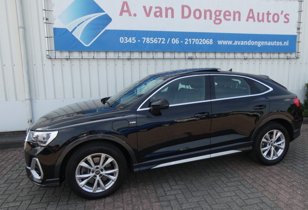 Audi Q3 Sportback 45 TFSI E S Line,Pano,Navi,Dodehoek,Trhaak,ACC