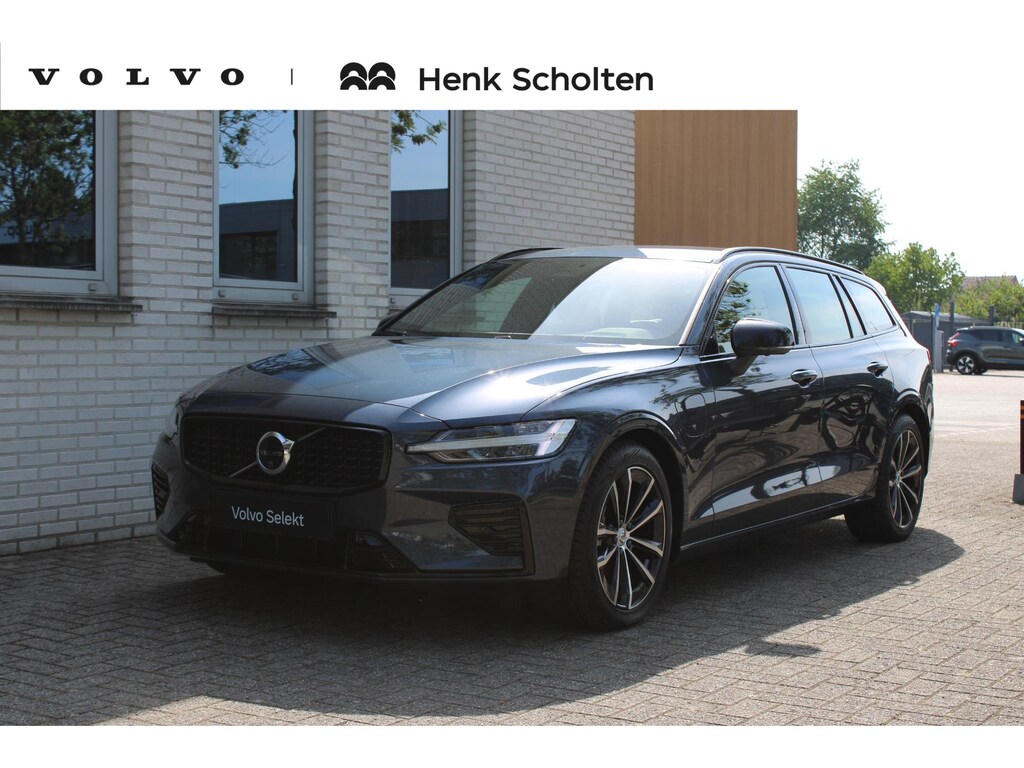 Volvo V60 T8 Plug-in hybrid Aut. AWD Plus Dark | Apple carplay/ Android auto | Electronic climate control | All-season banden | Lederen bekleding | 18" lichtmetalen velgen | Voorstoelen verwarmd | Achterbank verwarmd |  Elektronische lendensteun | Elektrisch uitklapbare trekhaak | Verwarmde voorruit |