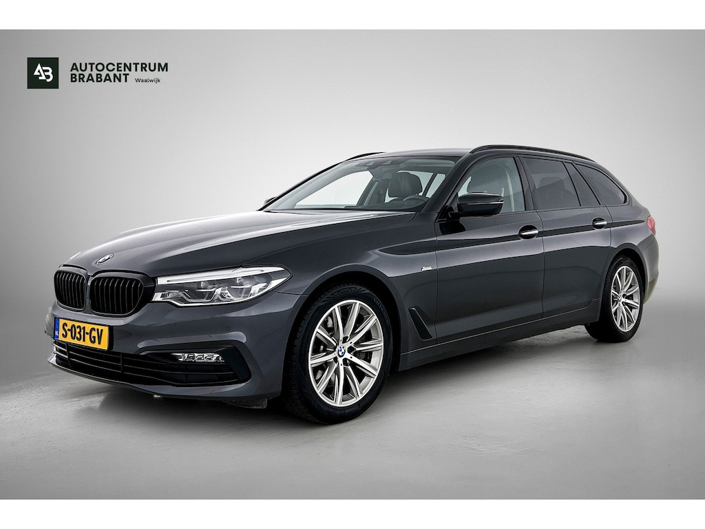 BMW 5-Serie Touring 530i High Executive (Goed OndH, Navi, Stoel Ver + Koel, Camera, Head-up, Comfort Stoelen, Etc)