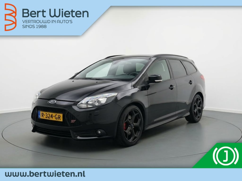 Ford Focus Wagon 2.0 EcoB. 250 PK | Stoelverwarming | Recaro Sportstoelen