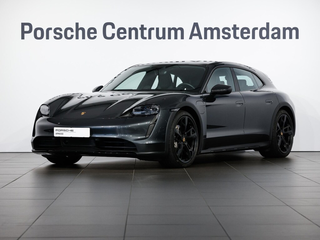 Porsche Taycan Cross Turismo 4