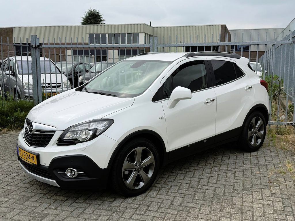 Opel Mokka 1.4 T Cosmo 140PK! Wit metallic l Navi l Leer l Airco l Stoel&stuurverwarming l CRUISE l LMV TOPSTAAT l TOP ONDERHOUDEN