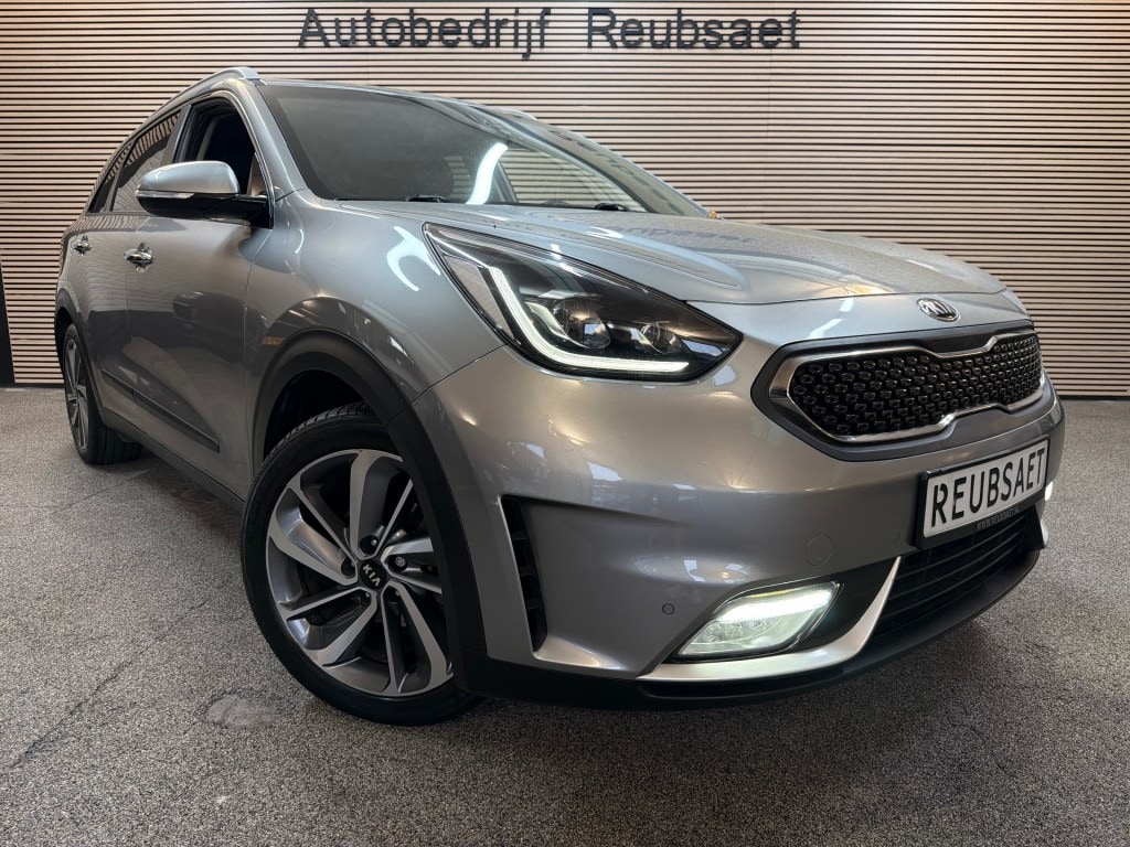 Kia Niro Hybrid 1.6 GDI Hybrid DynamicLine 141pk CarPlay Led Clima Navi Trekhaak Incl 12Mnd Garantie