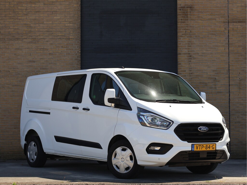 Ford Transit Custom 320 2.0 TDCI L2H1 Trend DC Haak | Camera | Carplay | Navi