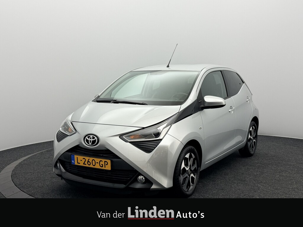 Toyota Aygo 1.0 VVT-i x-joy | Automaat | ClimaTronic | Camera | Carplay&Android
