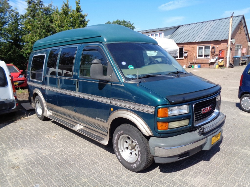 GMC Camper motor schade gat in blok