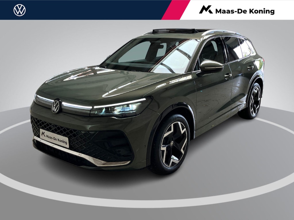 Volkswagen Tiguan 1.5eTSI/150PK R-Line · Panoramadak · Trekhaak · 360°Camera + Parkeersensoren · Garantie t/m 06-01-2030 of 100000km.