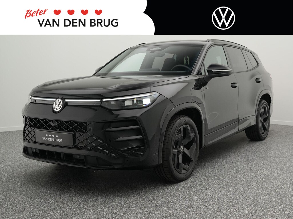 Volkswagen Tayron R-Line 1.5 eHybrid 272 PK | LED Matrix IQ | 360 Camera | Head-Up | DCC | Trekhaak | Side Assist |