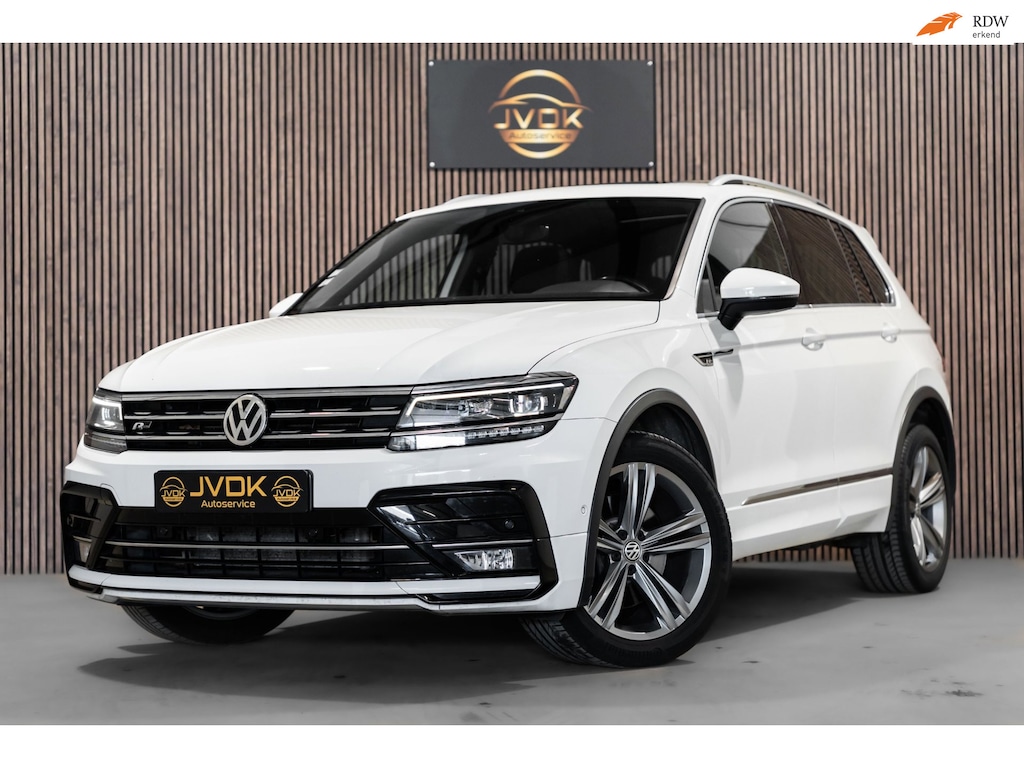 Volkswagen Tiguan 2.0 TSI 4Motion R-Line DSG PANO LED CAMERA LEDER FULL